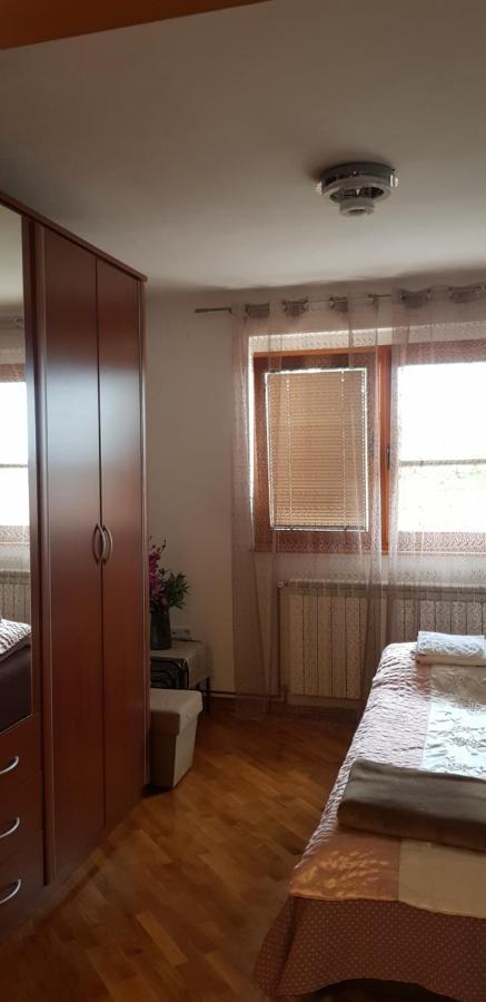 Apartman Sa Garazom I Internetom Сараево Экстерьер фото