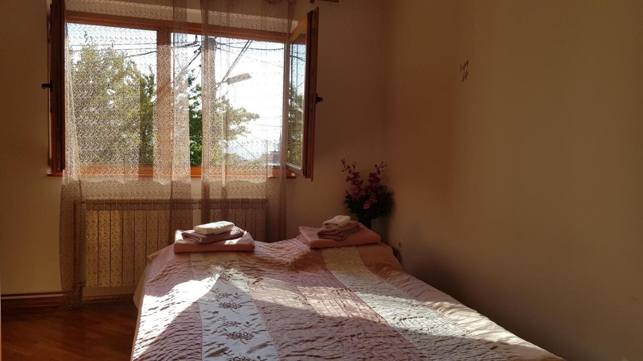Apartman Sa Garazom I Internetom Сараево Экстерьер фото